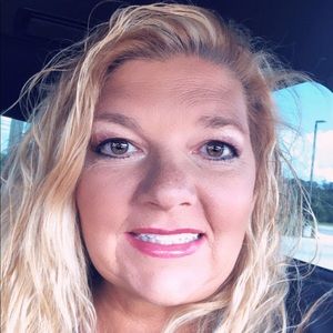 Meet your Posher, Alisha